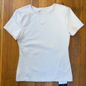 NWT Nike Form Women's Short-Sleeve Top